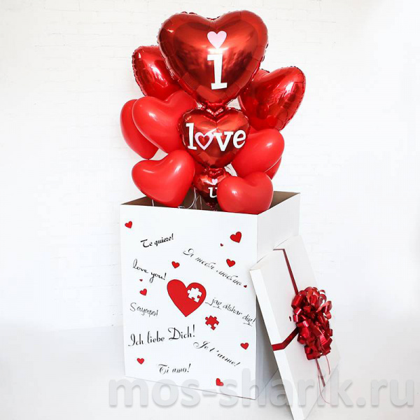 Коробка-сюрприз I love you с красными шарами-сердцами