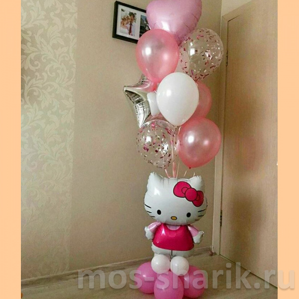 Hello Kitty с букетом шаров