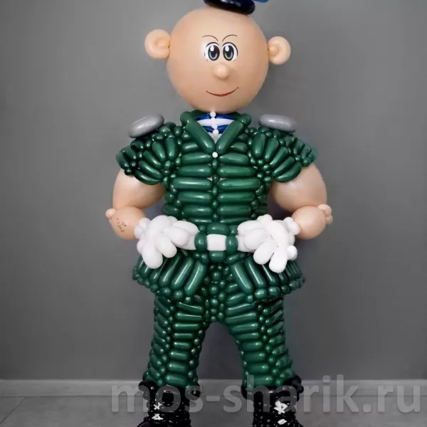 Фигура из шаров Десантник — купить в Москве