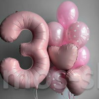 Розовые воздушные шары с цифрой Сердечки
