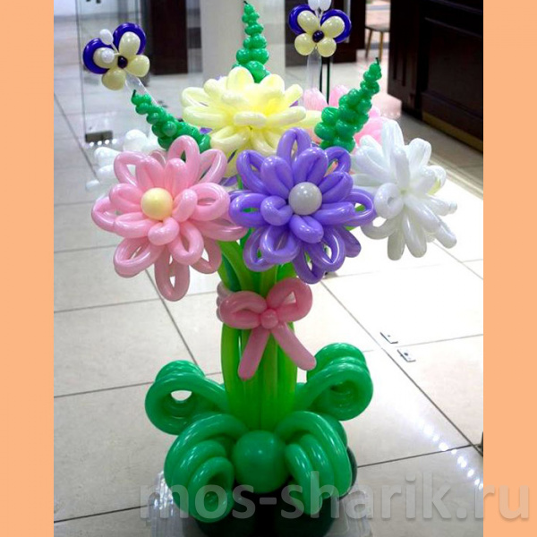 Элегантный букет цветов из шаров
