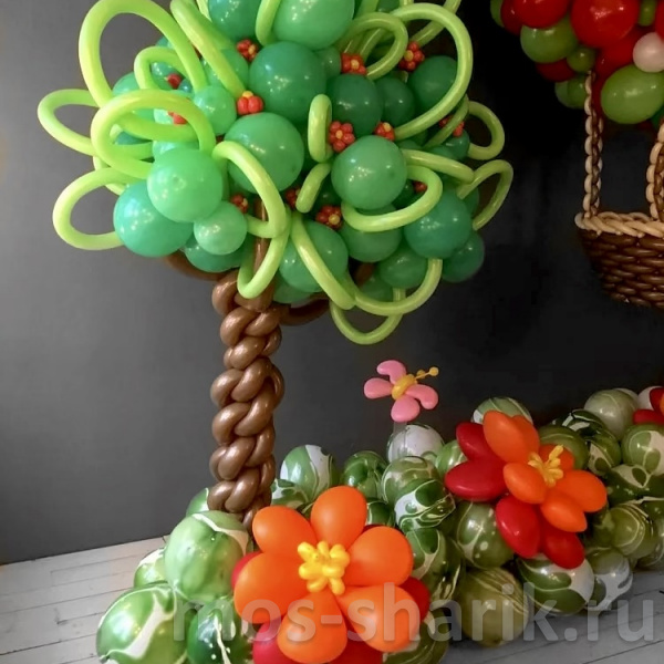 Фигура из шаров Дерево и цветы