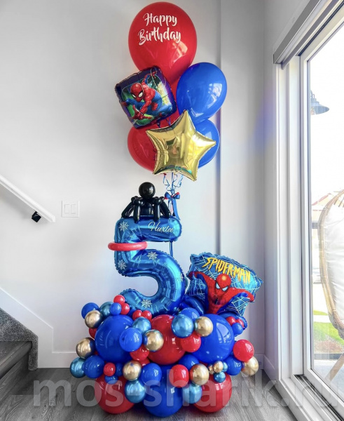 Композиция из шаров «Человек - Паук» на день рождения