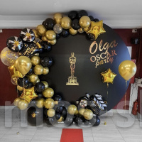 Фотозона из шаров для праздника Oscar party