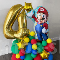 Композиция из воздушных шаров Супер Марио