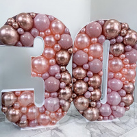 Две цифры из шаров Аэромозайка цвета розового золота на 30 лет