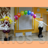 Фигуры из шаров Школьники в форме - мальчик и девочка