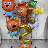 Композиция из шаров на день рождения Три кота на 2 года