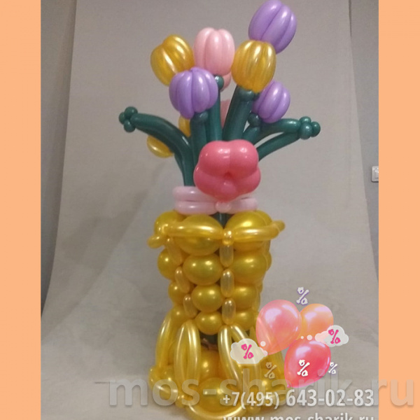Букет цветочков из шаров в вазе