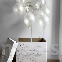 Белая коробка-сюрприз с белыми шарами и шаром Bubbles