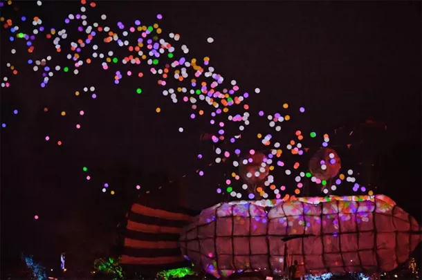 Воздушные шары и фейерверки с доставкой по Москве и МО